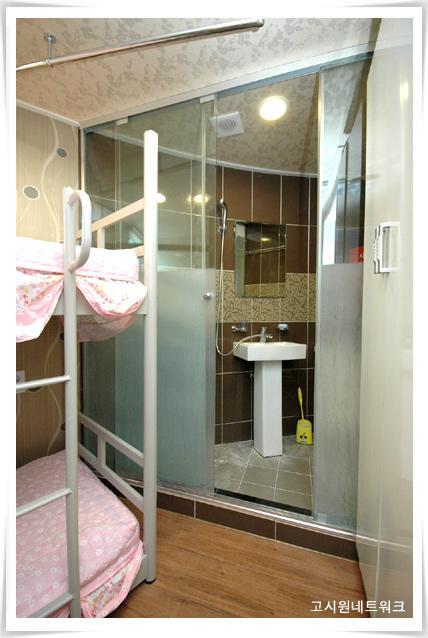 Apgujeong Residence Seoul Room photo